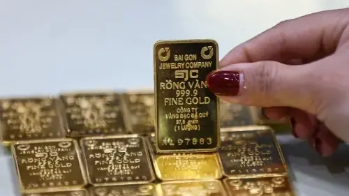 Giá vàng 12/1: Vẫn giao dịch ở mức rất cao